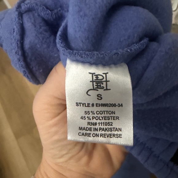 **SOLD ON MERCARI**Ed Hardy women’s sweatpants Size small Wide Leg White Tiger - Picture 6 of 6